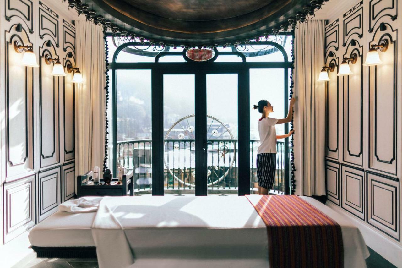فندق دو لا كوبول - إم جاليري سابا المظهر الخارجي الصورة A guest room at the Mandarin Oriental, Hong Kong